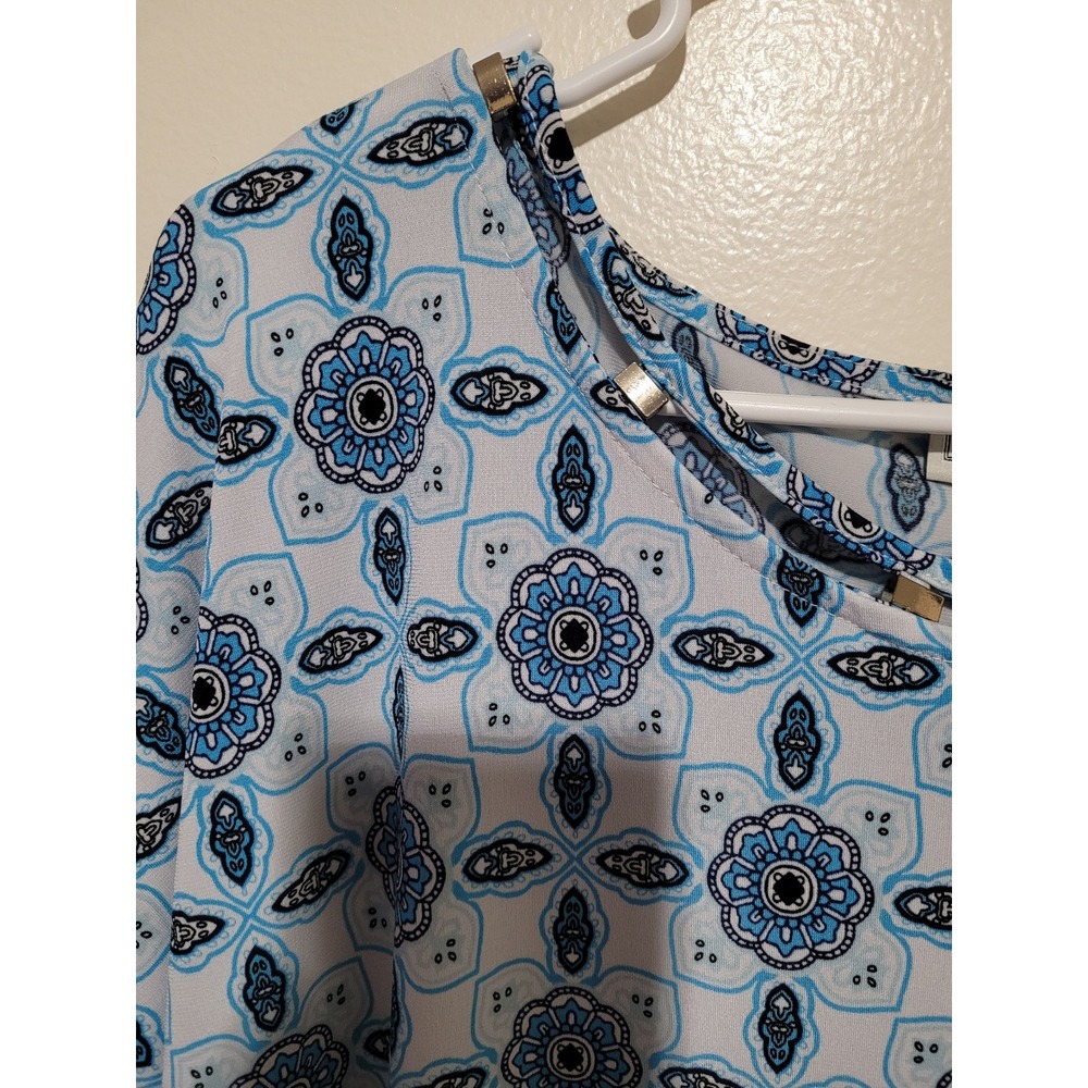 Dana Buchman Blouse Women XL Blue White Medallion Tile‎ Print 3/4 Sleeve - Picture 3 of 6